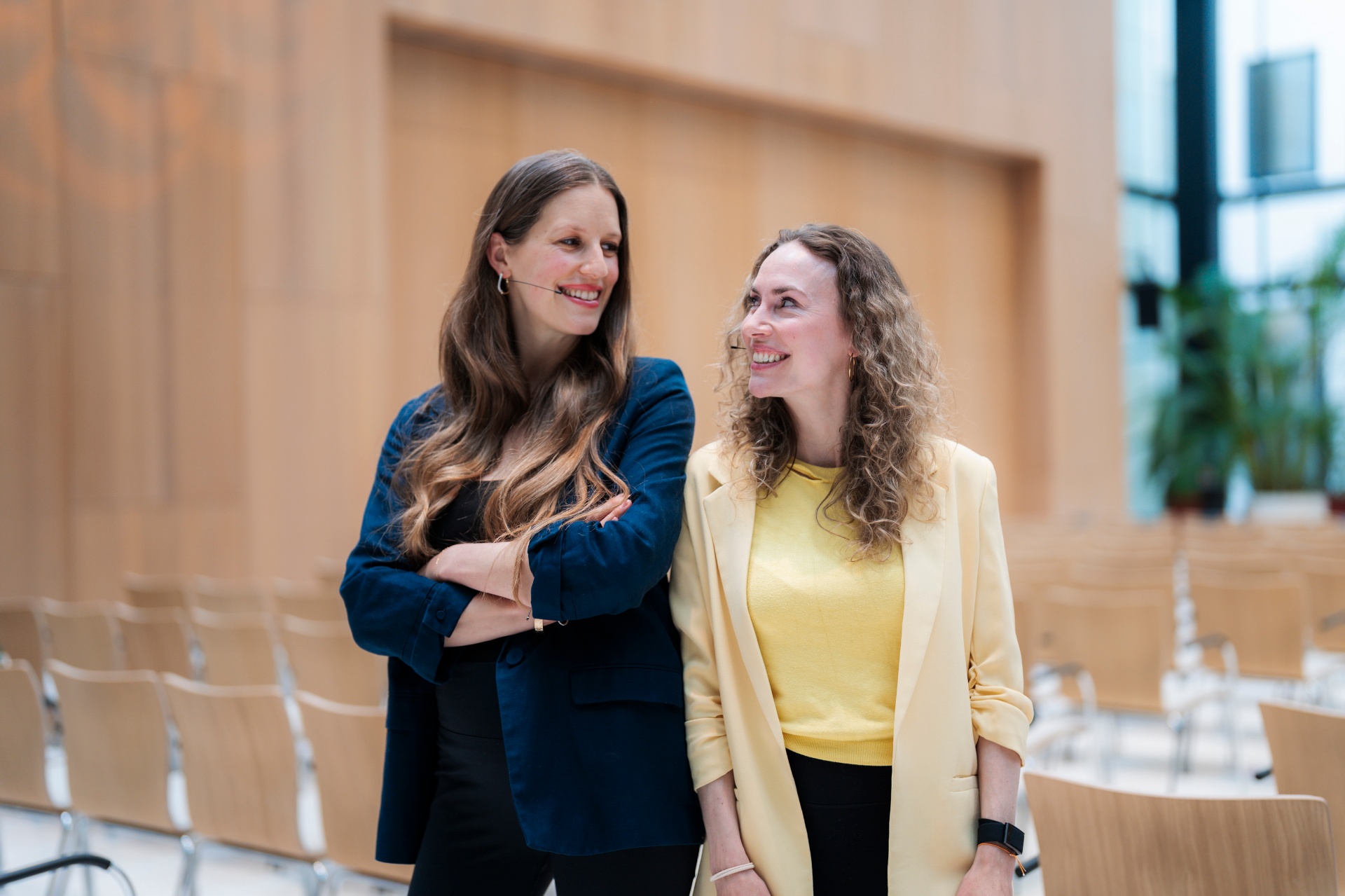 Anne Latz und Nora Blum, Gründerinnen