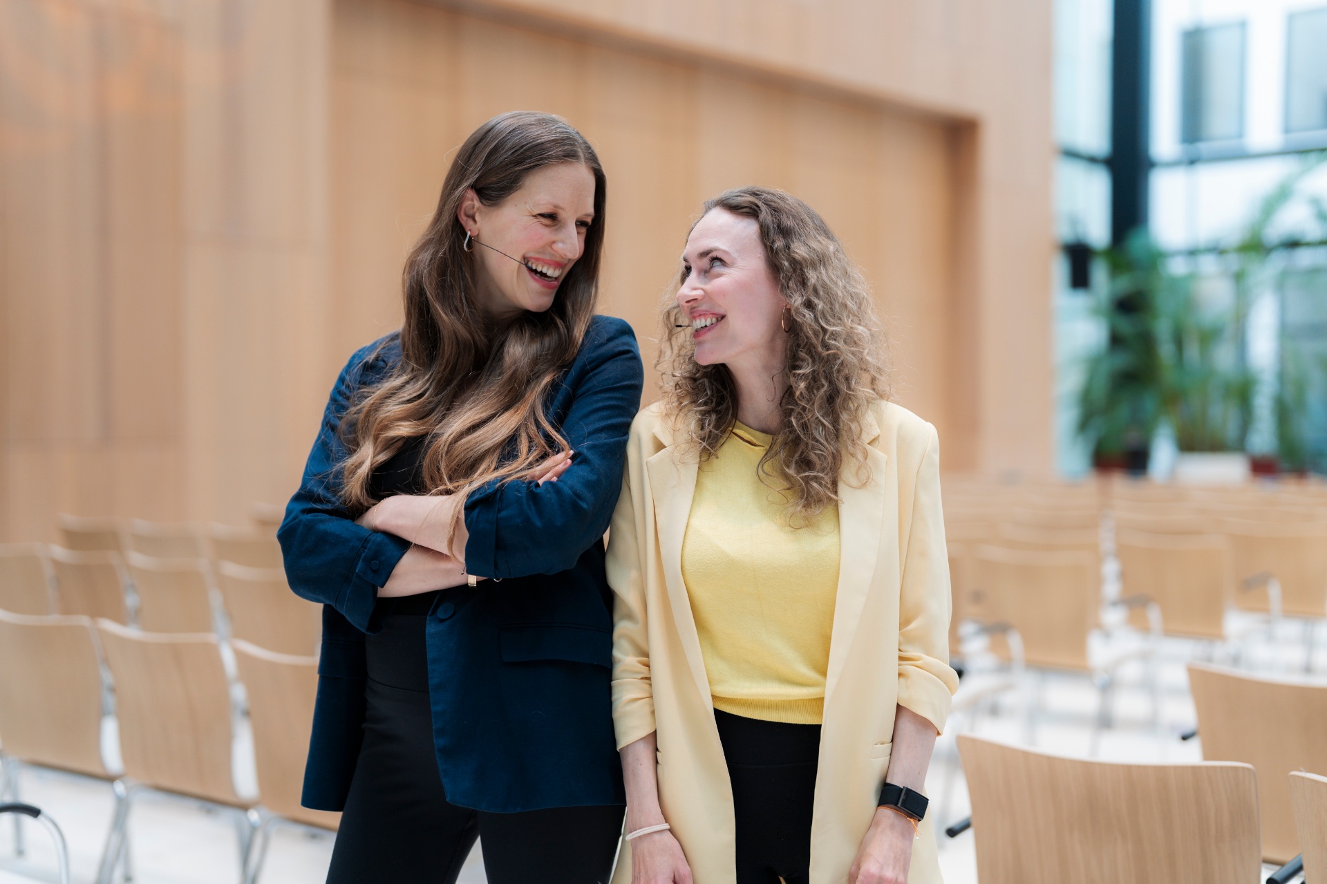 Anne Latz und Nora Blum